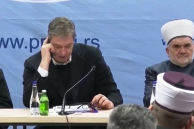 HITAN POZIV USRED KONFERENCIJE! Vučić: Ovaj problem mora da se reši!
