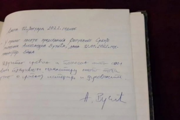 U OVOM PREDIVNOM MANASTIRU SAM MNOGO NAUČIO O SRPSKOJ ISTORIJI I DUHOVNOSTI: Predsednik Vučić ostavio poruku u manastiru Svetog Nikole