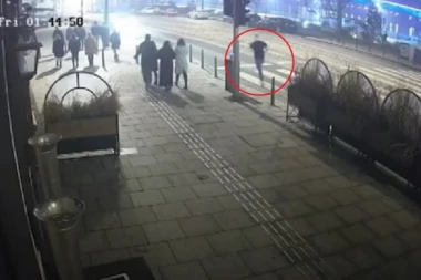 MATEJ TRČAO DA UZME NOVAC IZ STANA? Teško mu bilo da se snađe u nepoznatom gradu, a onda je nešto krenulo po zlu