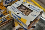 KOKAIN SAKRIVEN MEĐU VOĆEM? Radnici magacina u paketu sa bananama našli sumnjivu supstancu (FOTO)