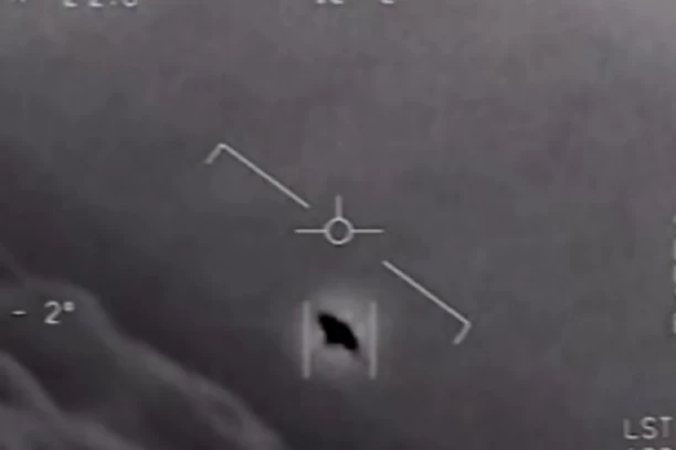 MOŽDA SU VANZEMALJCI! Američki general se oglasio nakon obaranja neidentifikovane letelice: Ništa nije isključeno!