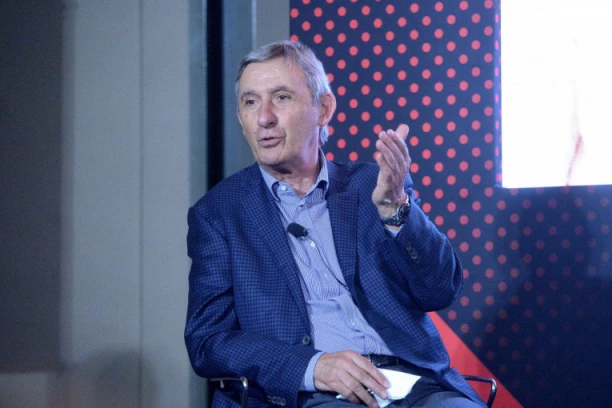 PEŠIĆ SE PONOVO OBRATIO JAVNOSTI: Imam ciljeve koje hoću da OSTVARIM, tražim PODRŠKU!