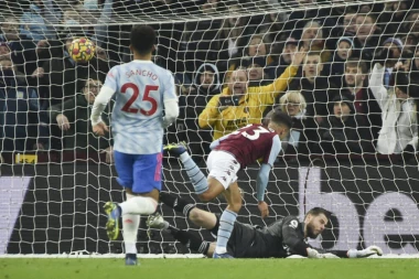 MANČESTER NE ZNA GDE UDARA: Junajted imao sve u svojim rukama, a onda se POJAVIO Kutinjo!