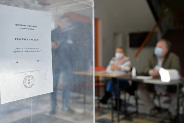 SRBIJA GLASALA "DA"! Građani podržali izmene Ustava