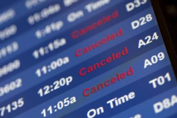 NEVREME NAPRAVILO HAOS U AMERICI: Otkazano 2.700 letova zbog zimske oluje