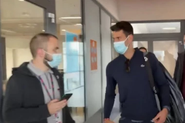 A STAKEOUT FOR NOVAK! The airport is again a SURPRISE place for the best tennis player in the world! (PHOTO)