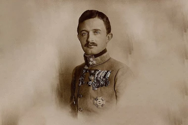 ŽIVELI U INCESTU, RAZVRATU, UŽIVALI U UBISTVIMA: Ovo su BIZARNE tajne kraljevske DINASTIJE koja je obeležila istoriju!