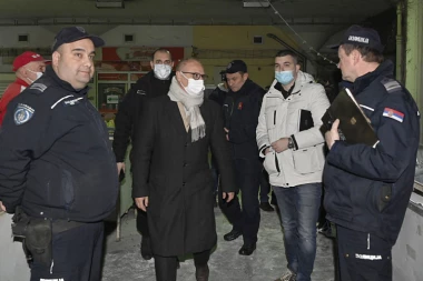 Goran Vesić obišao mesto nesreće na pijaci "Stari Merkator"