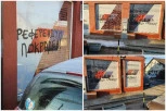 HULIGANSKI IZLIV MRŽNJE U KRNJAČI! Vandali išarali prostorije SNS: GNUSNE PORUKE! (FOTO)