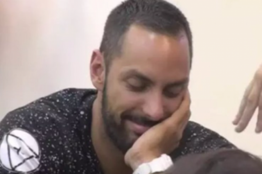 AU, MINA, NI TI NISI OPRALA ZUBIĆE! Najbrutalnije scene DIVLJAČKOG IŽIVLJAVANJA pod pokrivačem - SAMO SU SE SMENJIVALI! (GALERIJA)