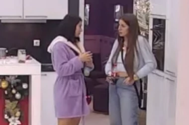 MILICA I DALILA SE MEĐUSOBNO TEŠILE: Dragojevička i Veselinovićeva se jadale jedna drugoj, pa shvatile da im je OVA zadrugarka PROBLEM!  (VIDEO)
