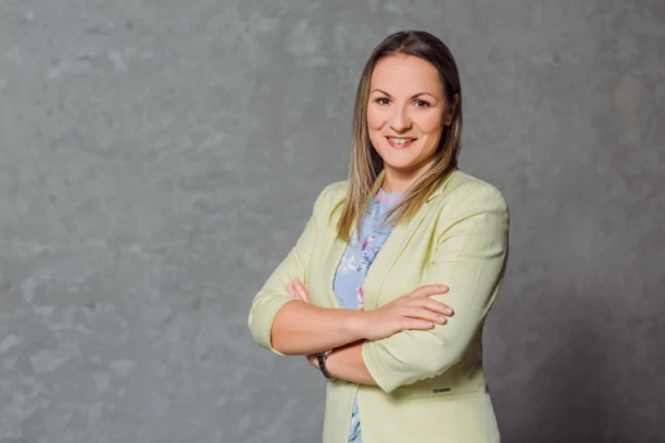 EKONOMISTKINJA SANJA PEZELJ, VLASNICA FIRME CANDY UNIVERSE: "Sladak biznis"