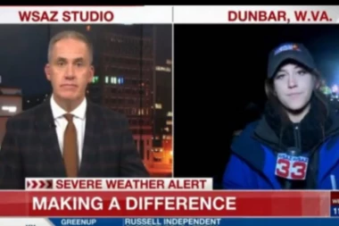 (UZNEMIRUJUĆI VIDEO) Novinarku UDARIO AUTO uživo u programu: Poletela, ali na kraju NASTAVILA obraćanje!