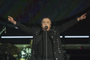 KO JE BIO AKI RAHIMOVSKI? Odlazak legende uz čiju su muziku odrastale generacije na Balkanu