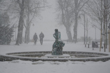 METEOROLOZI NAJAVLJUJU: Snežne padavine očekuju nas već pred KRAJ MESECA, a PRVO ĆE STIĆI U OVA 3 GRADA U SRBIJI!