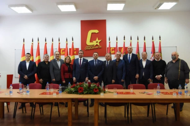 SASTANAK POKRETA SOCIJALISTA SRBIJE I SRPSKE: Dok je Aleksandar Vučić na čelu Srbije, Republika Srpska će biti čuvana (VIDEO)