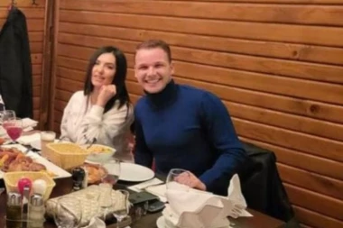 TANJA ME UPOZNALA SA DRAŠKOM, PRAVI JE DOMAĆIN: Poznati pevač progovorio o vezi pevačice i političara!