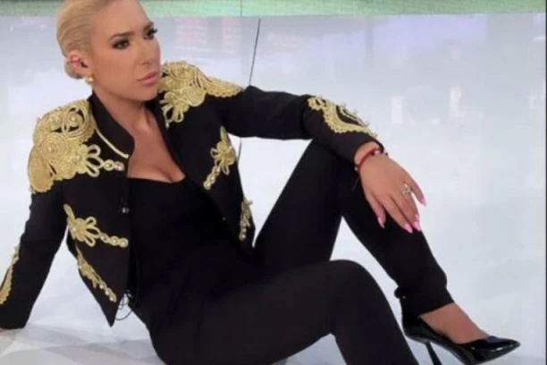 MORBIDNO! JOVANI JEREMIĆ JAVILI DA JE POGINULA: Voditeljka VAN SEBE, odmah se oglasila, a u sve je umešan i njen KOLEGA! (FOTO)