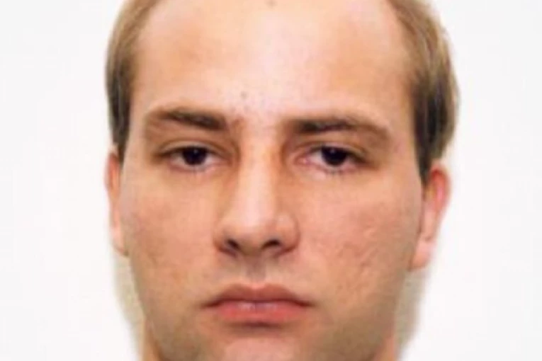 POLICIJA KONAČNO ZA PETAMA SERIJSKOM UBICI I NAJTRAŽENIJEM BEGUNCU U EVROPI! Izmiče pravdi već 23 godine! POČINIO NIZ NEZAMISLIVIH ZLOČINA!