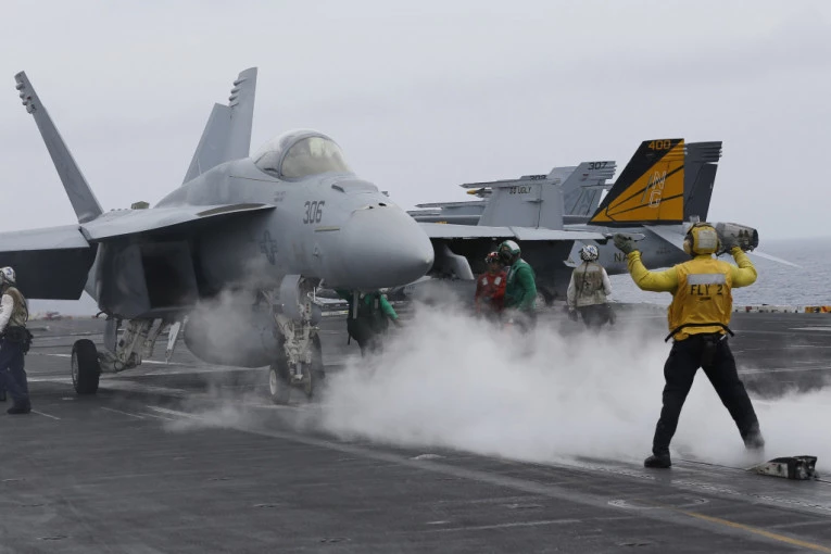 AMERI POSLALI POJAČANJE: Drugi nosač aviona ušao u Sredozemno more krećući se ka Izraelu