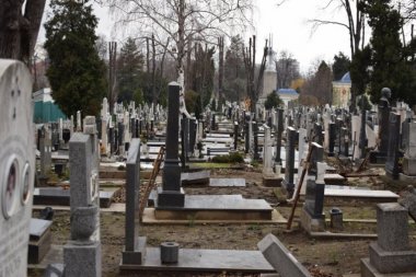 TRAGIČNA ŽIVOTNA PRIČA: Otac i sin se ubili na istom groblju u Mirijevu!