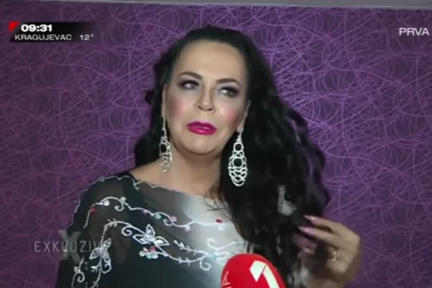 PEVAČICINOG BRATA UBILI, IZVADILI MU OČI I UNAKAZILI, A MAJKU JOJ ZAKLALI: Najtragičnija ispovest tera suze na oči!