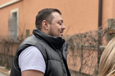 SMRT U DOMU NAŠEG PEVAČA! Objavljeno OPROŠTAJNO PISMO, tragične vesti ga slomile!