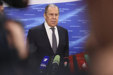 UDARNA PORUKA IZ MOSKVE! Sergej Lavrov optužuje Zapad za hibridni rat: Hoće da nas unište!