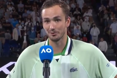 BOLI GA UVO ZA NOVAKA! Pitali su Medvedeva o Đokoviću, Rus potpuno PROMENIO PLOČU - odkud sada Federer?!