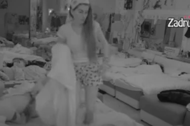 FILIP CAR ISTERAO DALILU IZ KREVETA! Nakon ŽESTOKE SVAĐE Dragojevićka se žalila cimerima: Ponaša se kao da sam mu IGRAČKA! (VIDEO)