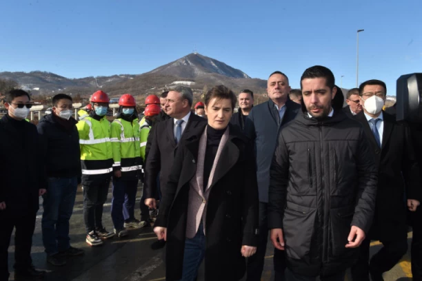 MOMIROVIĆ NA OTVARNJU DEONICE AUTO-PUTA:  Zbog tragičnog gubitka sa nama danas nije čovek koji je pokrenuo ovaj projekat