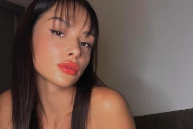 EKSPLICITNE FOTKE bivše devojke Bake Praseta se pojavile: Anja se HITNO oglasila, pa uputila JEZIVU PRETNJU zbog skandaloznog sadržaja! (FOTO)