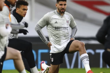 PONOĆ JE OTKUCALA: Fulam ispustio MILIONE!