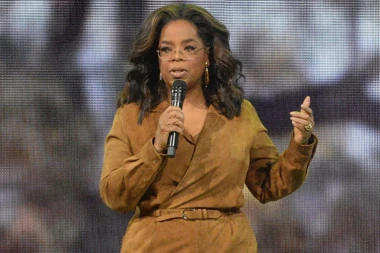 Odrekle se MAJČINSTVA zarad LAGODNIJEG ŽIVOTA: Dive koje nisu želele da imaju decu jer bi ih OPTERETILA ! (FOTO)