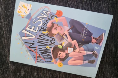 Pisac sa modne piste: Poklanjamo vam 5 knjiga Jelene Trninić Vukić