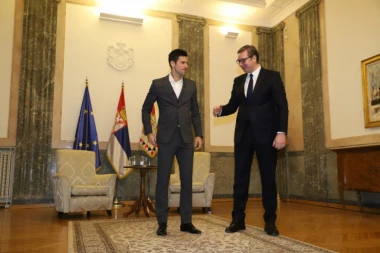 "Federer i Nadal su sveci, a Đoković nije jer je Srbin"! Aleksandar Vučić tvrdi da je najbolji teniser sveta bio žrtva australijskih političara!