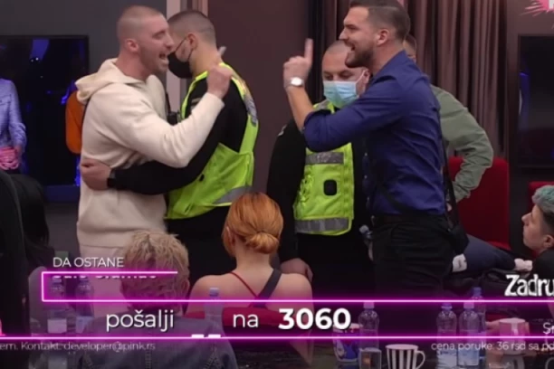 MENSUR I OSMAKČIĆ U ŽESTOKOM OBRAČUNU, OBEZBEĐENJE ODMAH ULETELO: Pljuštale GNUSNE uvrede pa se UNOSILI jedno drugom u LICE! (VIDEO)