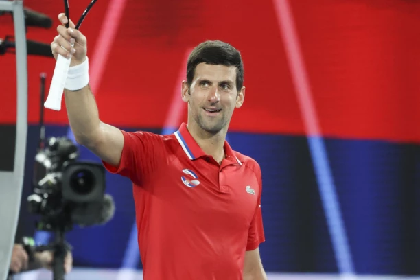 OTKRIVAMO KO JE ĐOKOVIĆEV TAJANSTVENI DUHOVNI UČITELJ! Spasao mu KARIJERU, NOVAK MU KUPIO STAN! (FOTO)