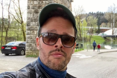 IGOR KOJIĆ KONAČNO U NJENOM ZAGRLJAJU: Ona ga ljubi i ne prestaje, OBJAVILI PRELEPE VESTI, NE SKIDAJU OSMEHE (FOTO)