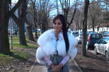 PRAVA BOMBA! Aleksandra Subotić PREMIJERNO pokazala novu zadnjicu: BIĆU RIBA NEVIĐENA! (FOTO)