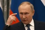 OKRENUO LEĐA PUTINU: Medvedev se ODREKAO Rusije!