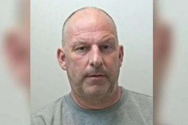 MEDICINSKI BRAT SILOVAO BABU (99) U DOMU ZA STARE! Stravičan zločin, žena je molila porodicu za pomoć, ali NISU JOJ VEROVALI JER JE DEMENTNA!