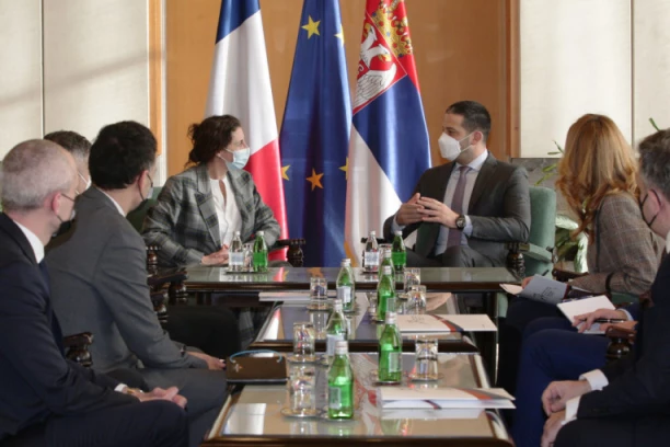 PARTNERSTVO U OBLASTI SPORTA: Ministar Udovičić sastao se sa ambasadorkom sporta Francuske!