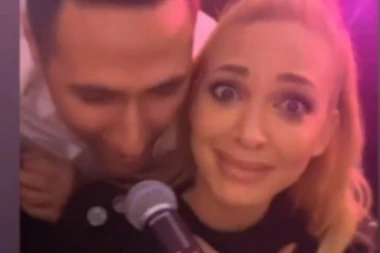 PEVAČICA ZAMALO NASTRADALA NA NASTUPU: Milici Todorović gost oteo mikrofon, pa počeo da URLA, ona prebledela od straha! (FOTO)