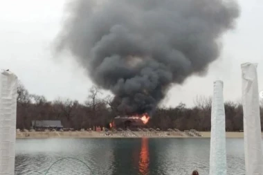 OSTALO SAMO ZGARIŠTE! Lokalizovan požar u restoranu "Osam plus" na Adi Ciganliji! (VIDEO)