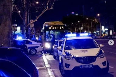 BAČENA DVA MOLOTOVLJEVA KOKTELA NA KLUB U CENTRU BEOGRADA:  Incident u Bulevaru, muškarac priveden