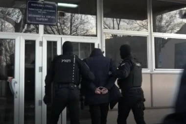 VELIKA AKCIJA HAPŠENJA ŠIROM SRBIJE: Zaplenjeni telefoni i laptopovi, palo 15 pedofila