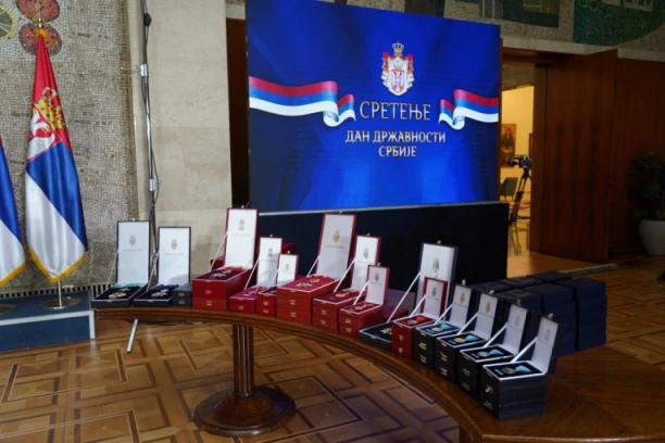 ODLIKOVANJE OTIŠLO U PRAVE RUKE: Povodom DANA DRŽAVNOSTI Republike Srbije ovaj KLUB je dobio veliko priznanje!