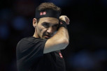 RODŽER SA ČETIRI VRELE AZIJATKINJE: Evo šta radi Federer uoči Novakovog finala Australijan opena! (FOTO)