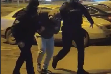 VELIKA AKCIJA NOVOSADSKE POLICIJE: Pao poznati diler kokaina (FOTO/VIDEO)